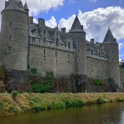 Josselin – by hook or by crook